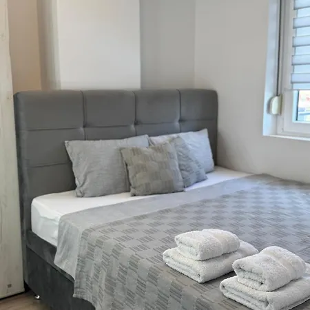 Apartment R Lux Akva Park